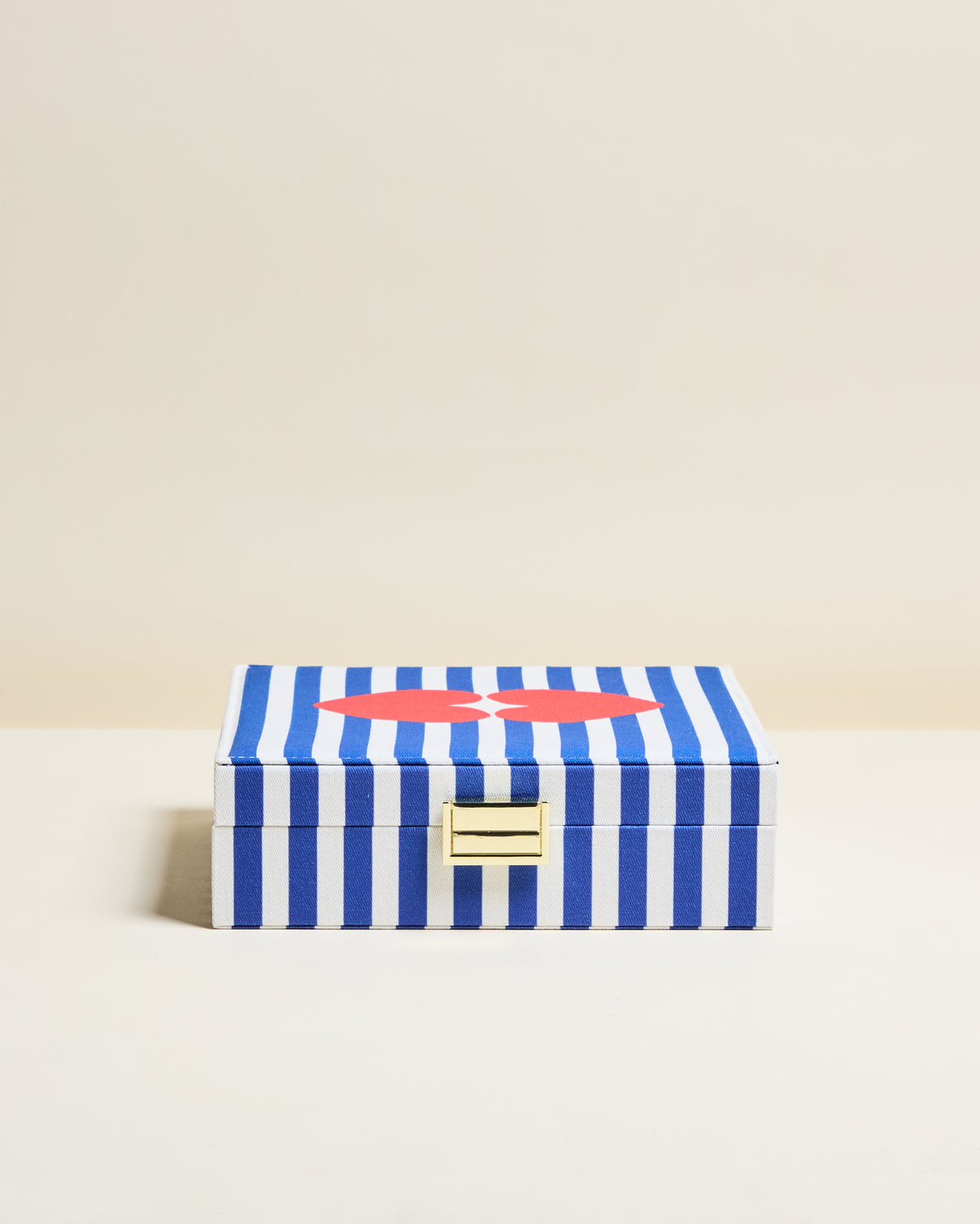 Anne Kiss Kiss Jewelry Box