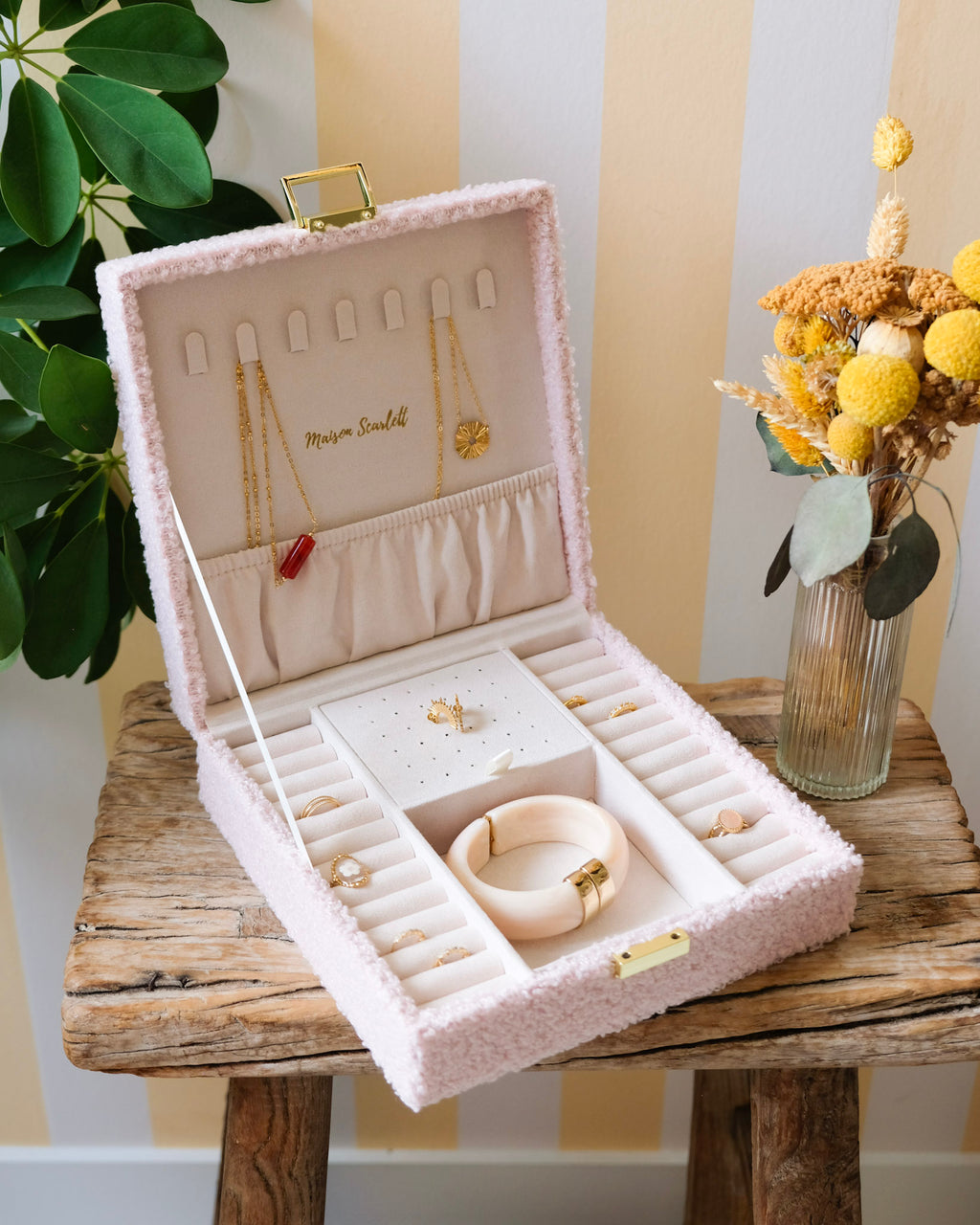 Anne Fuzzy Jewelry Box - Outlet