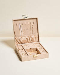 Anne velvet jewelry box
