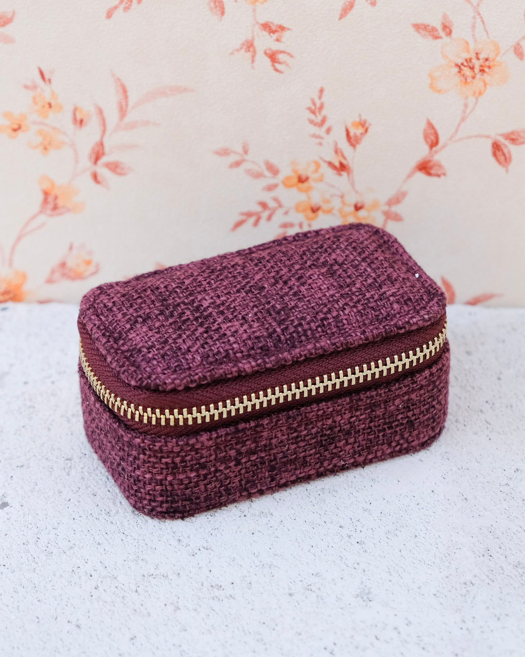 Marie linen effect mini travel jewelry box