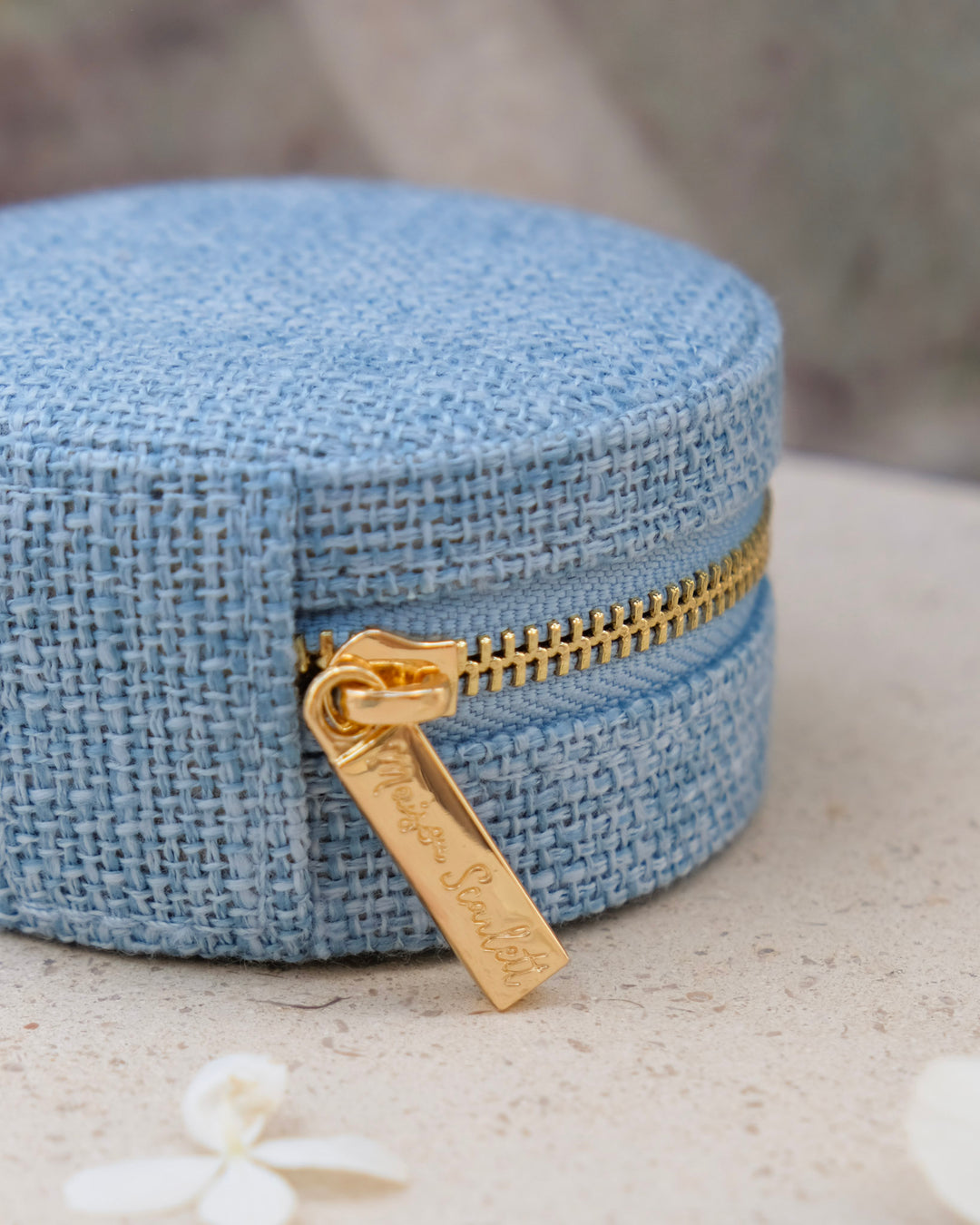 Yvonne linen effect travel jewelry box