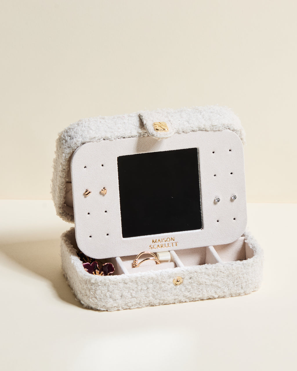 Brigitte travel jewelry box in bouclé