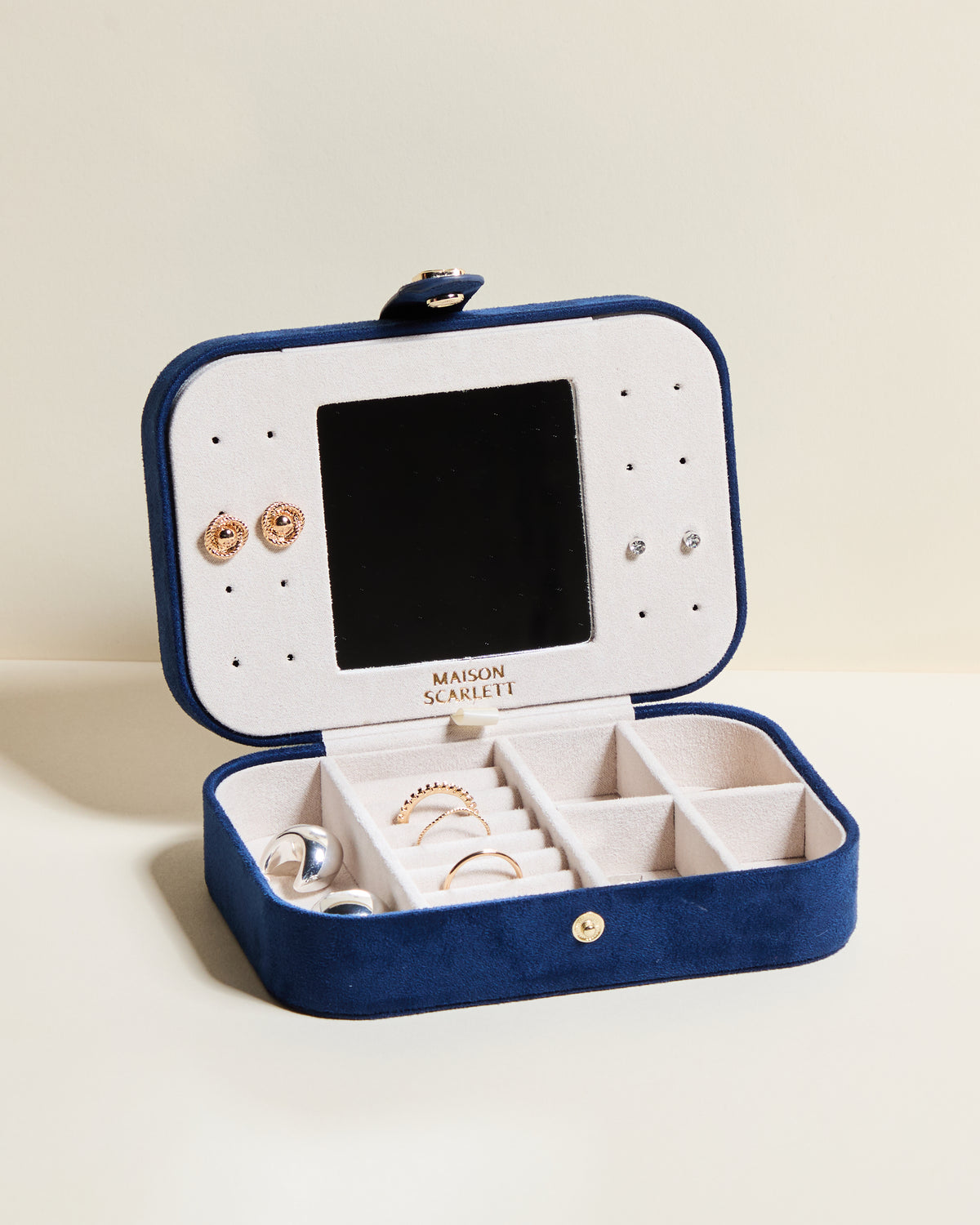 Brigitte velvet travel jewelry box