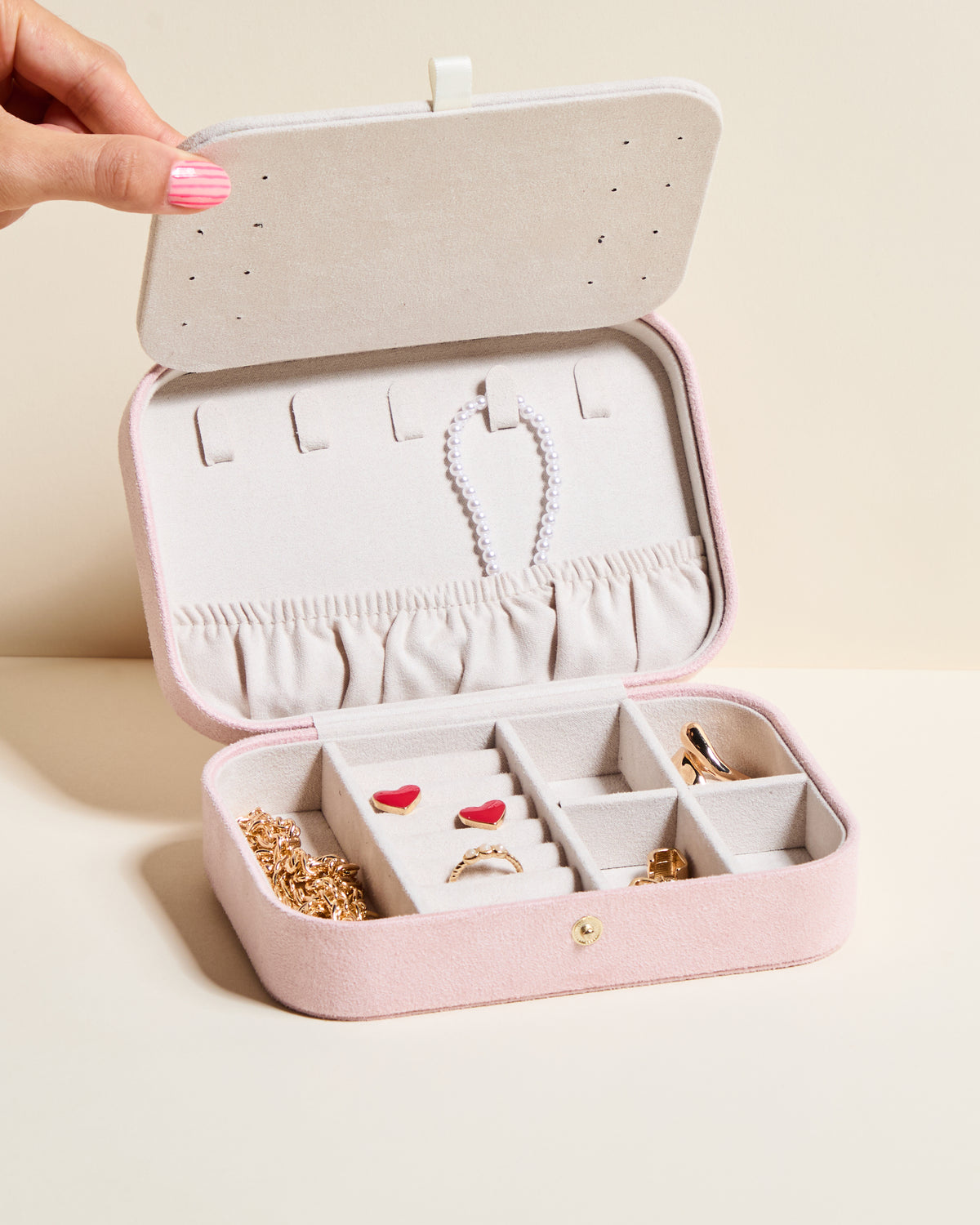 Brigitte velvet travel jewelry box