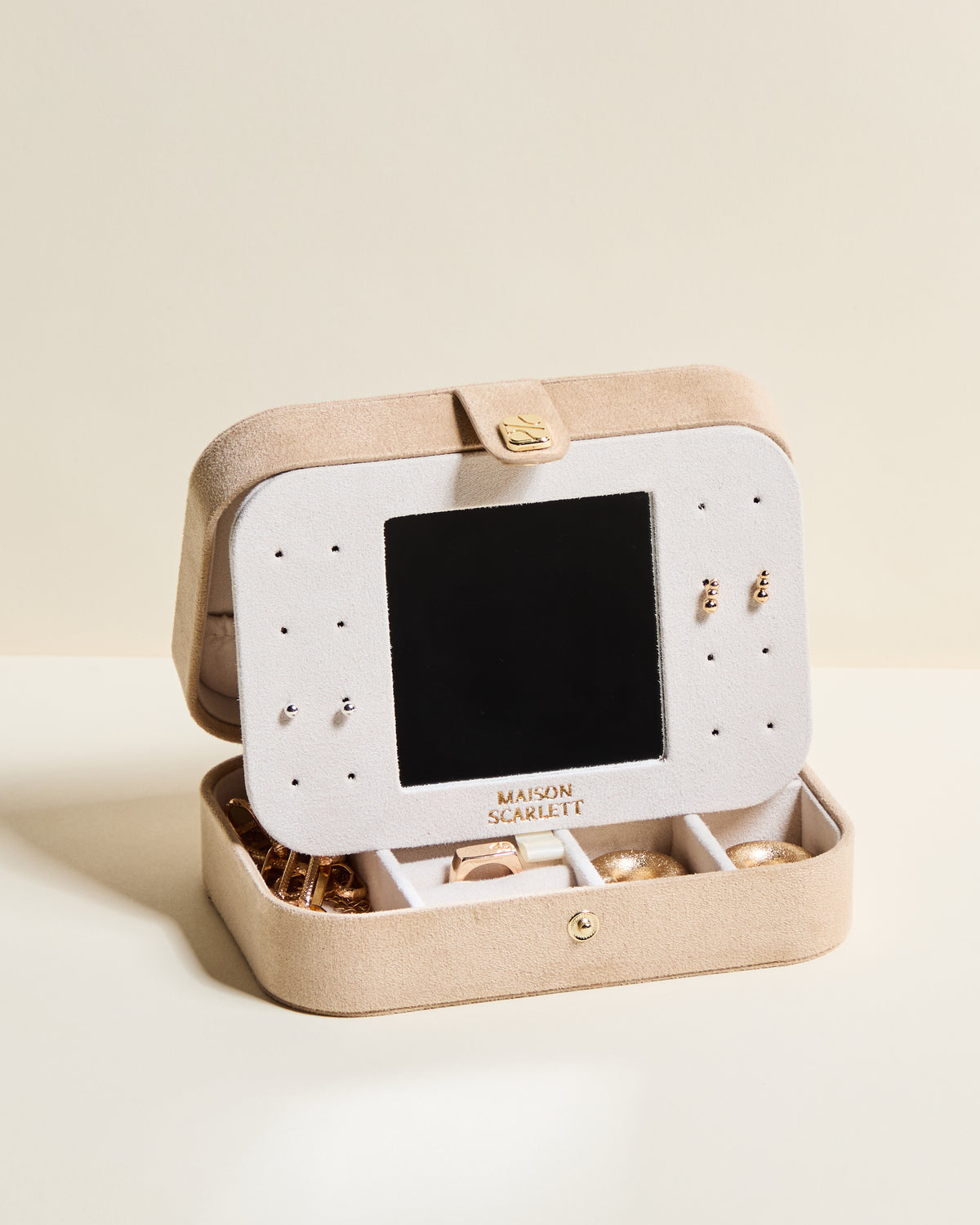 Brigitte velvet travel jewelry box