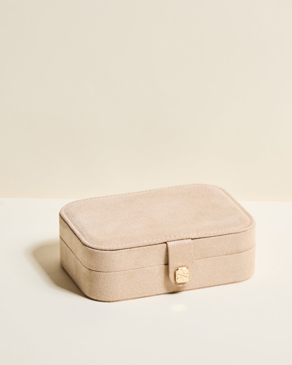 Brigitte velvet travel jewelry box