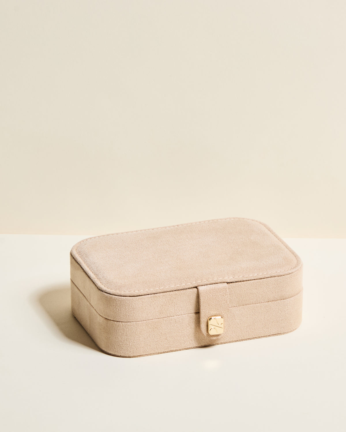 Brigitte velvet travel jewelry box