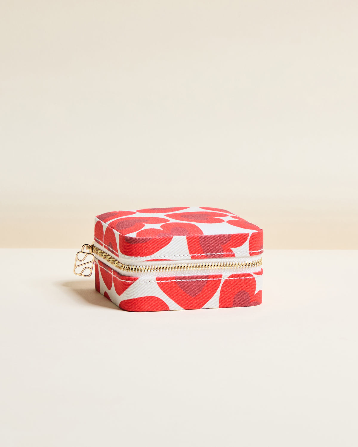Corinne Kisses Kisses Travel Jewelry Box