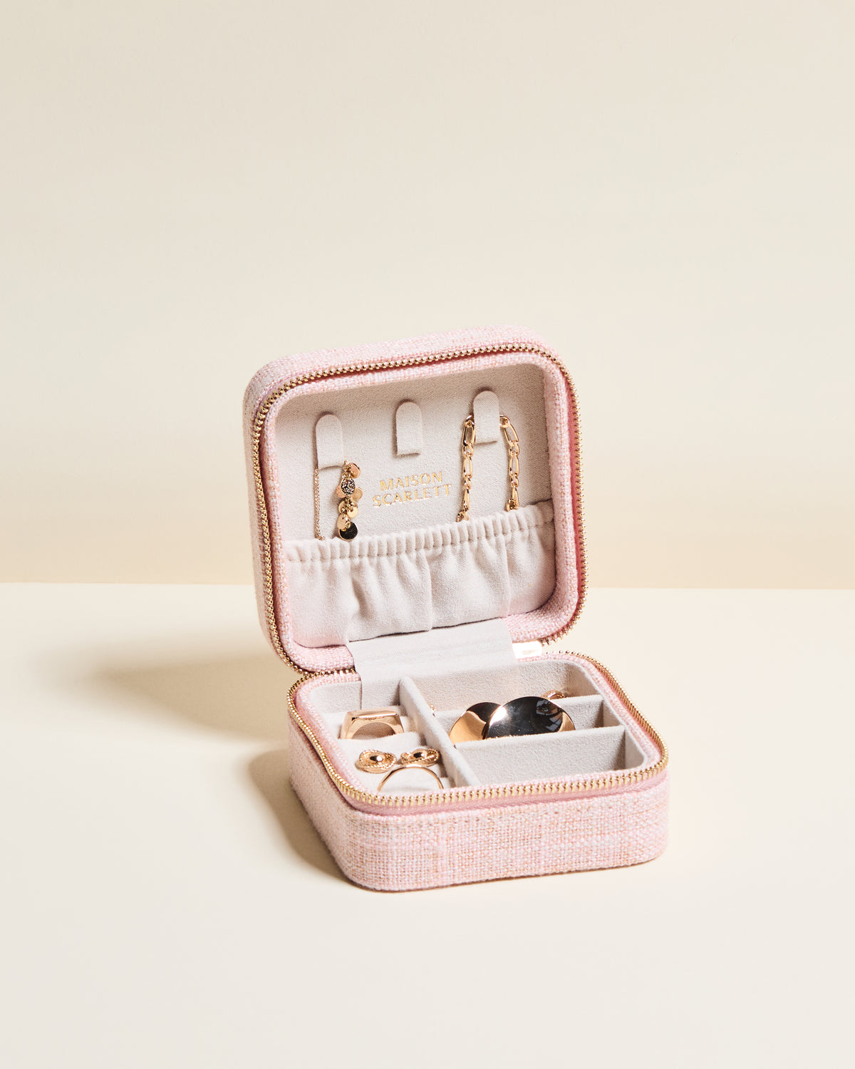Corinne Linen Travel Jewelry Box