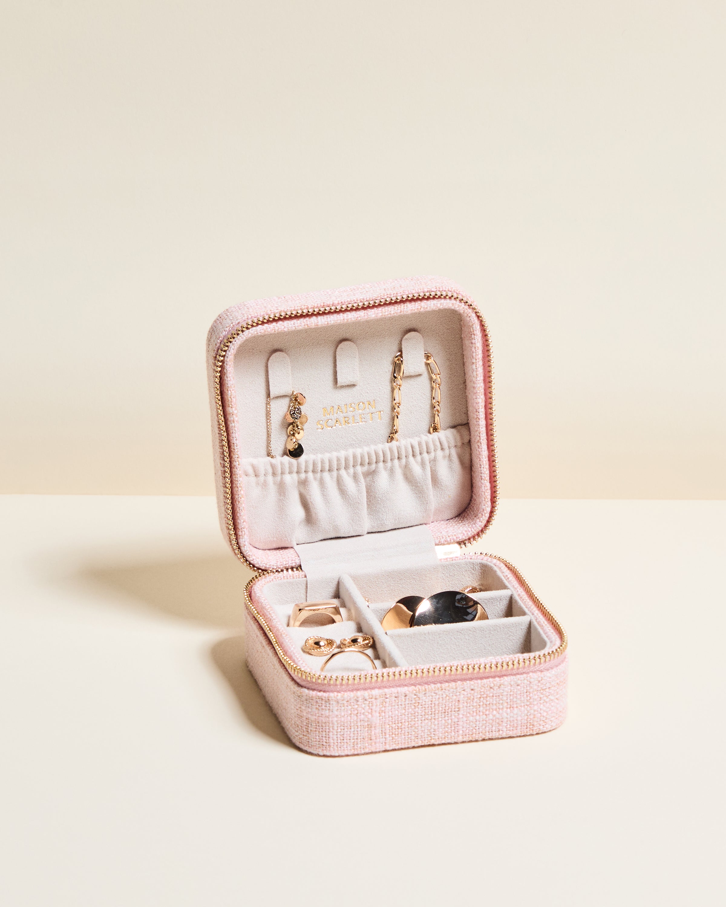 Corinne Linen Travel Jewelry Box