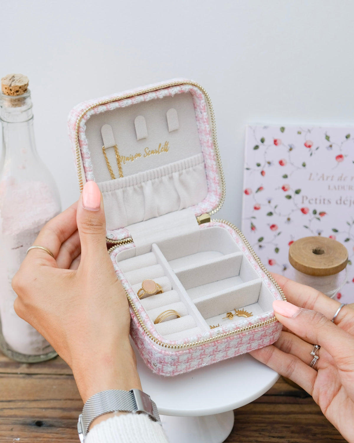Corinne Houndstooth Travel Jewelry Box - Outlet