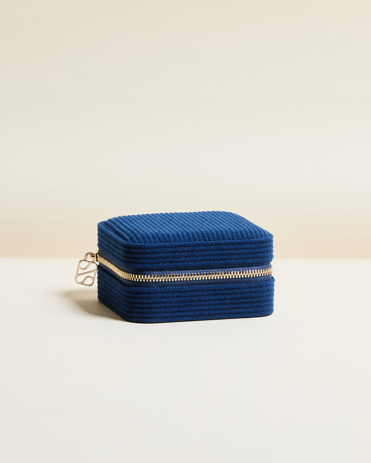 Corinne corduroy travel jewelry box