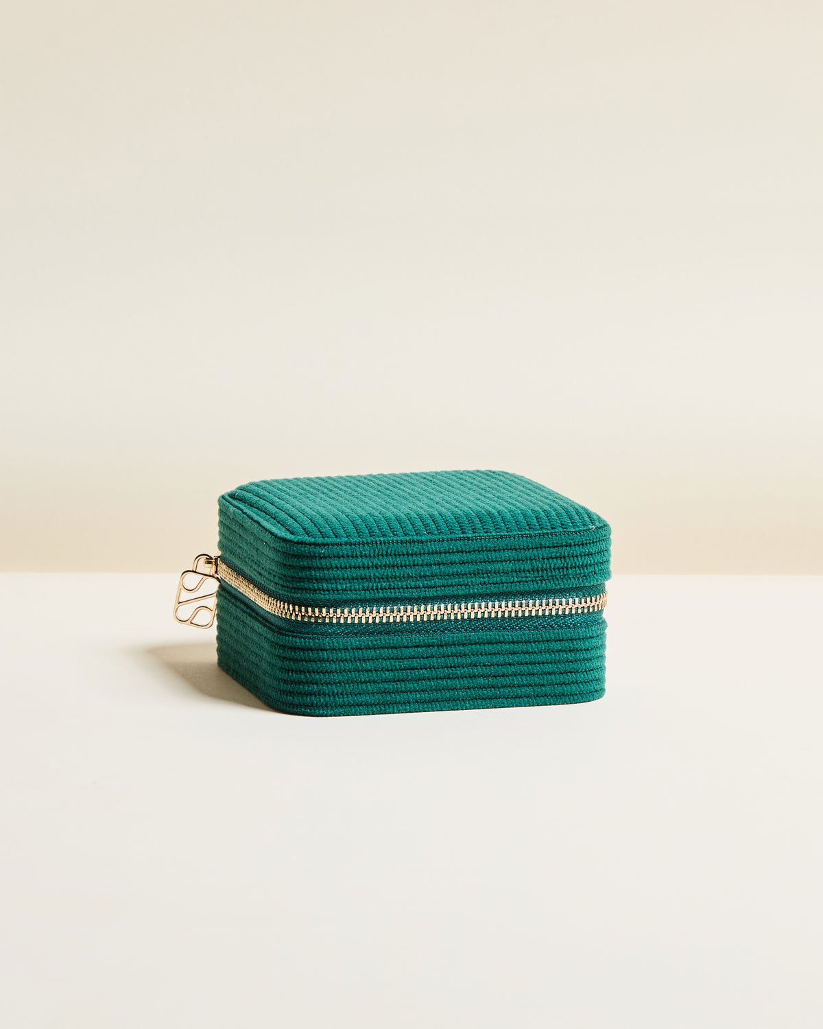 Corinne corduroy travel jewelry box