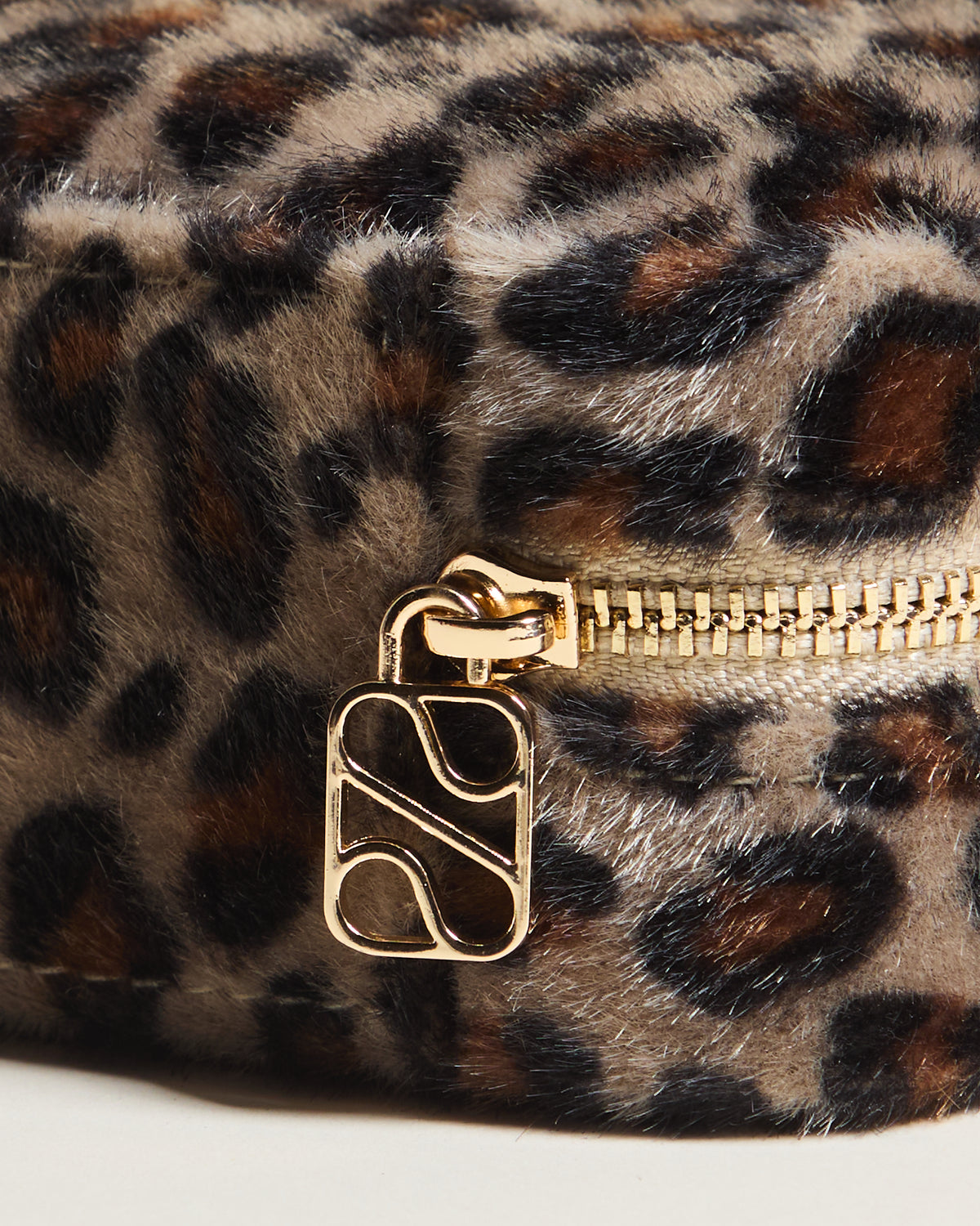 Corinne leopard travel jewelry box