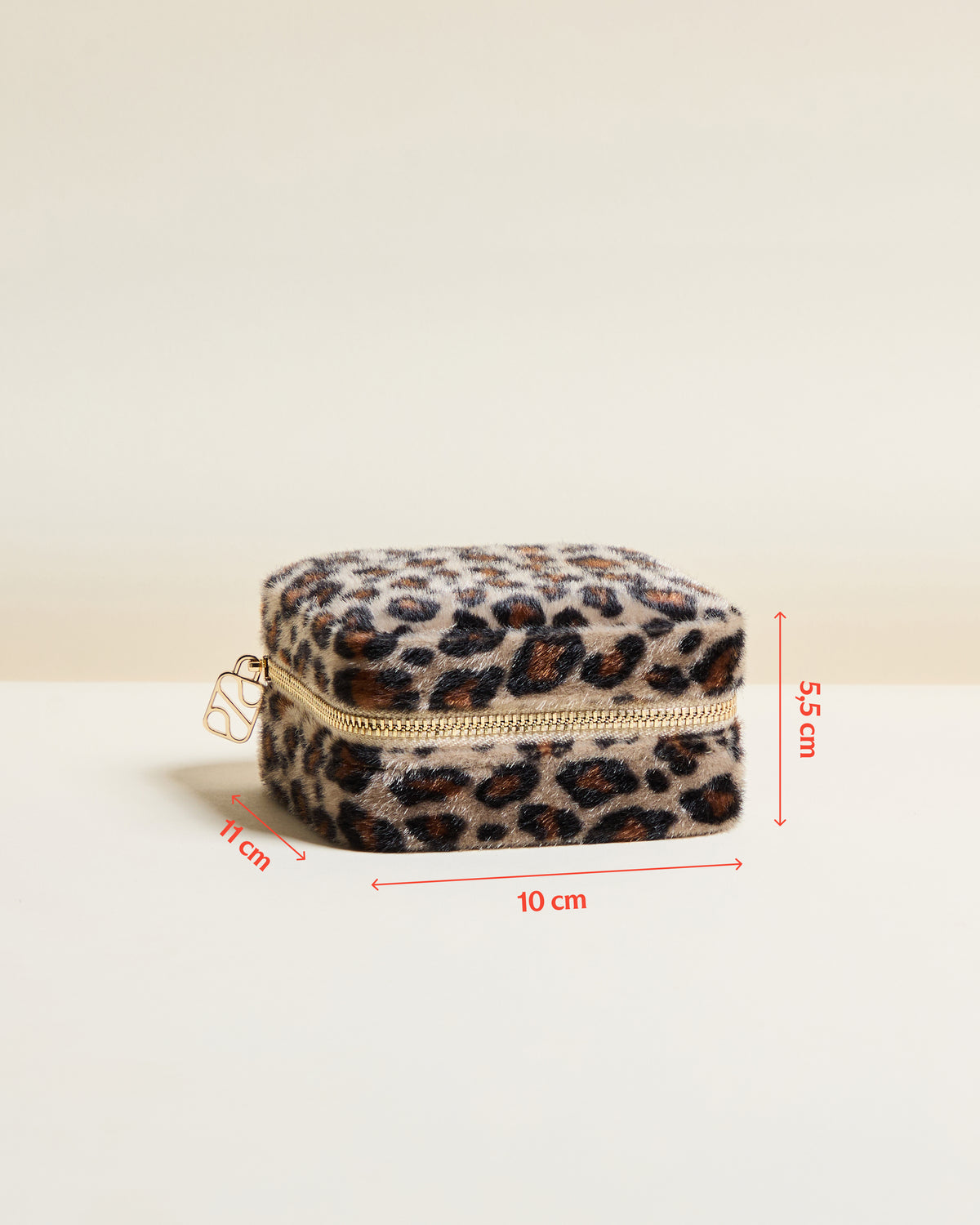 Corinne travel jewelry box in leopard velvet