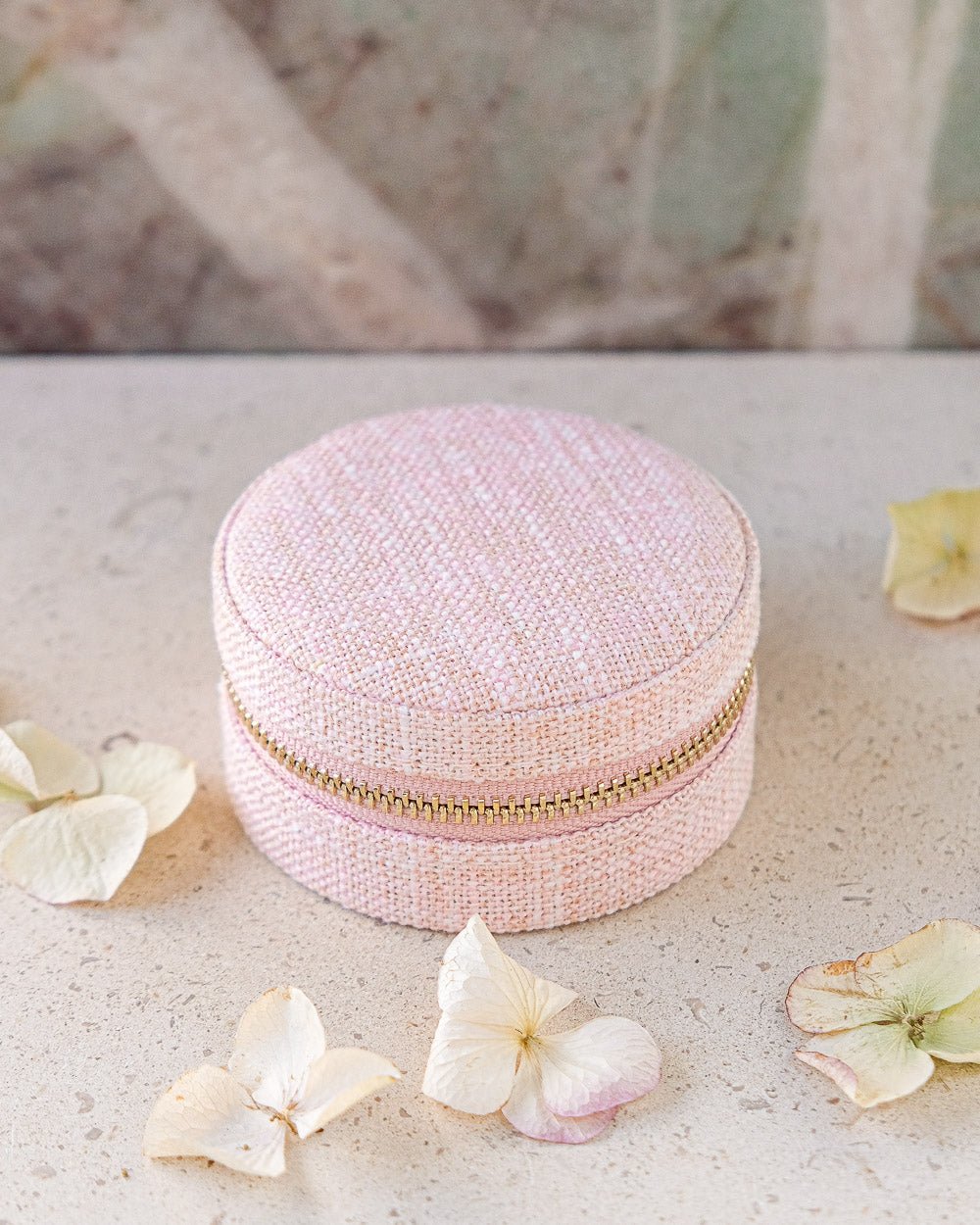 Yvonne linen effect travel jewelry box