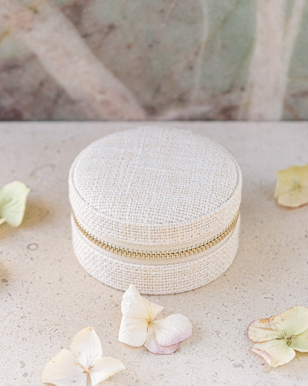 Yvonne linen effect travel jewelry box