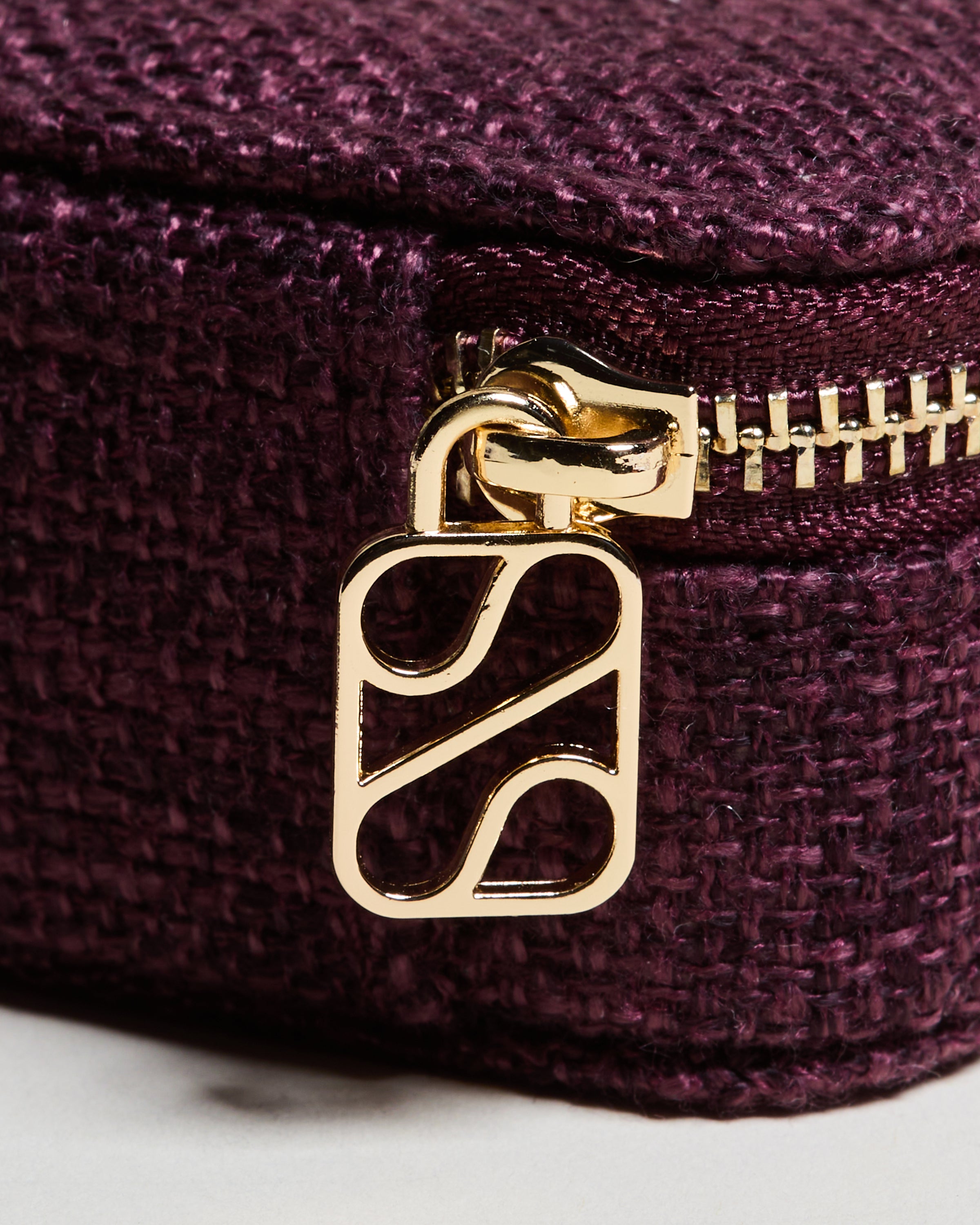 Marie mini linen travel jewelry box