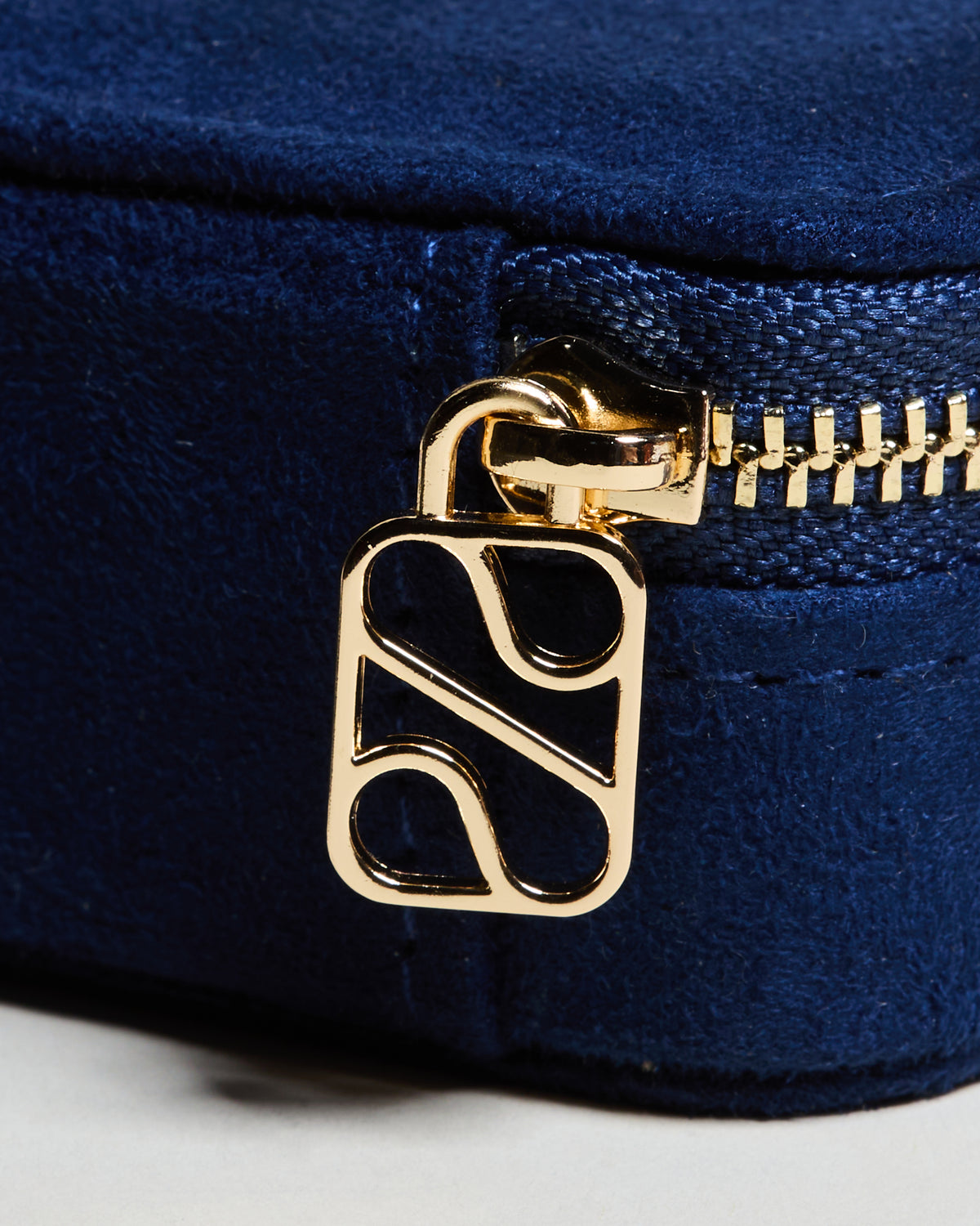 Marie velvet mini travel jewelry box