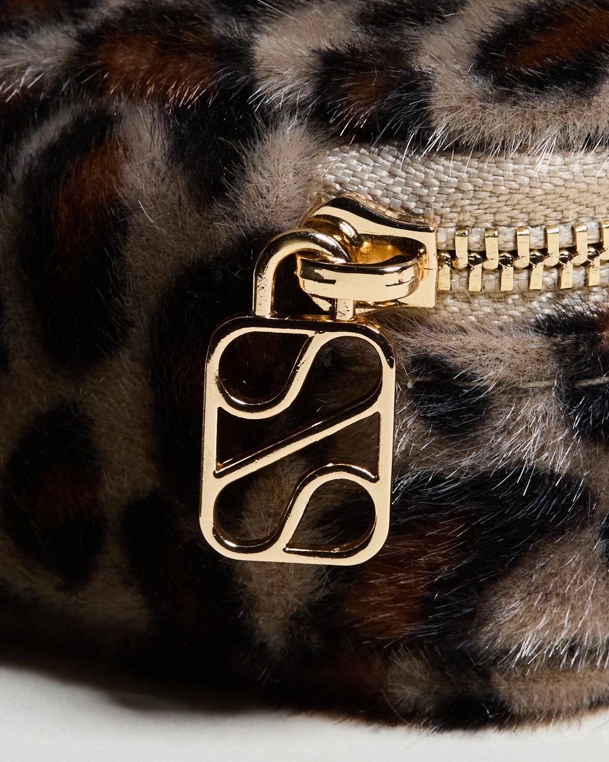 Marie leopard mini travel jewelry box
