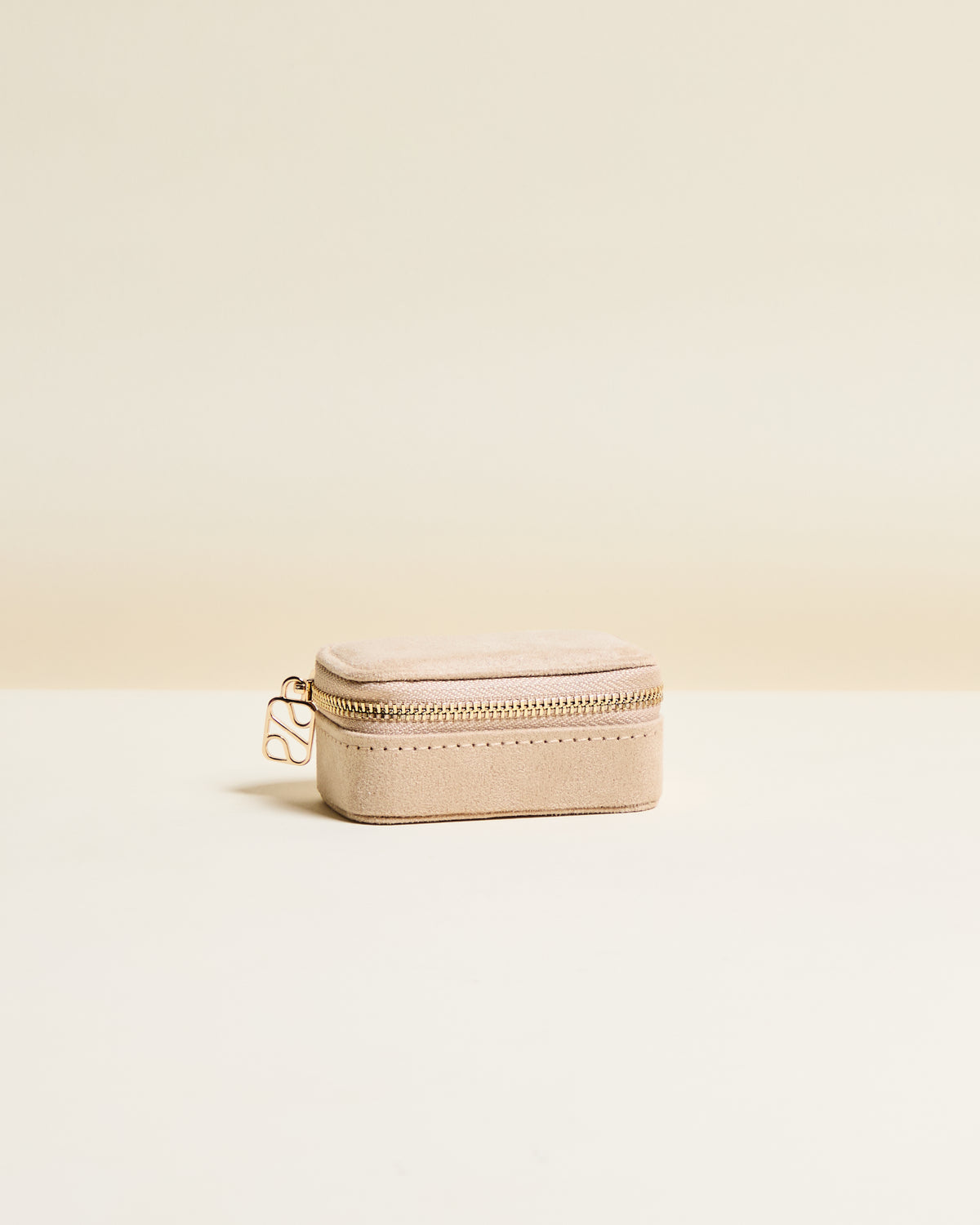 Marie velvet mini travel jewelry box