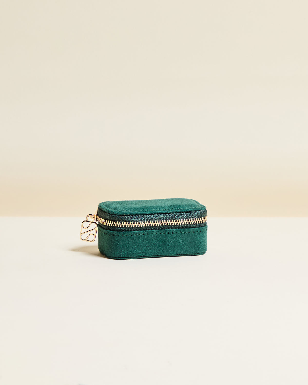 Marie velvet mini travel jewelry box