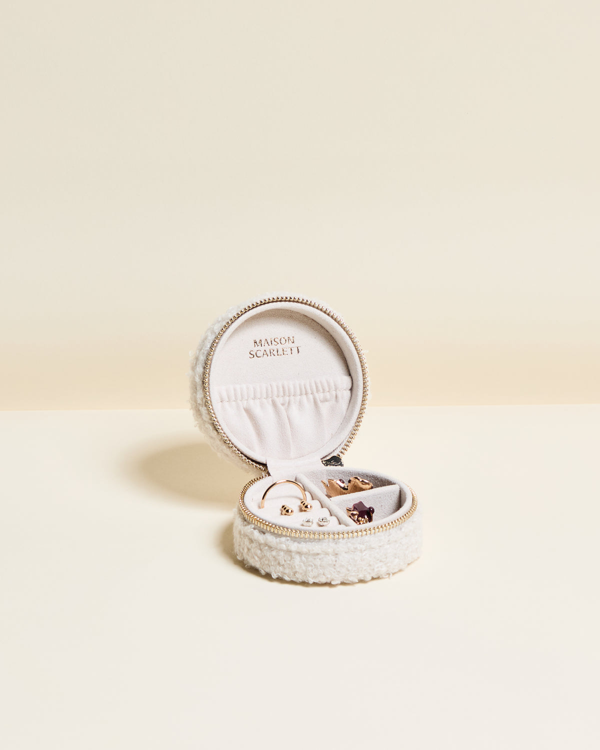 Yvonne Bouclé Travel Jewelry Box
