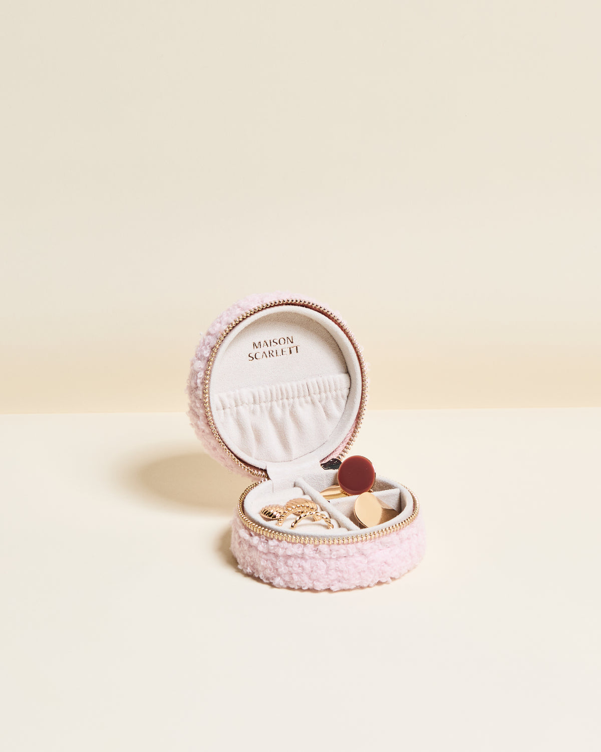 Yvonne Bouclé Travel Jewelry Box