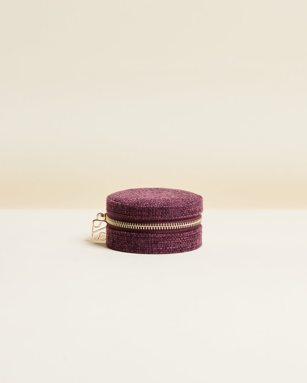Yvonne Linen Travel Jewelry Box