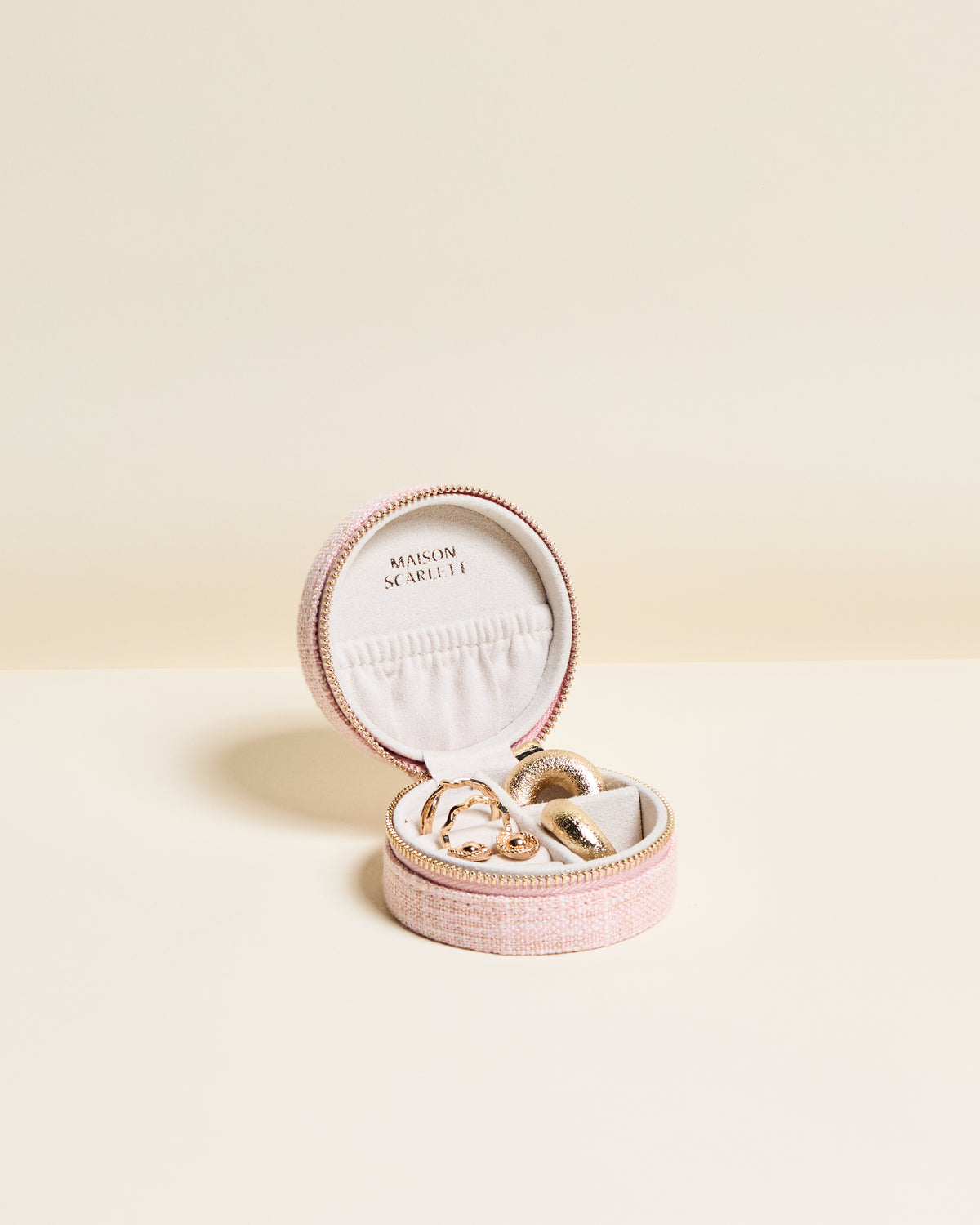 Yvonne Linen Travel Jewelry Box