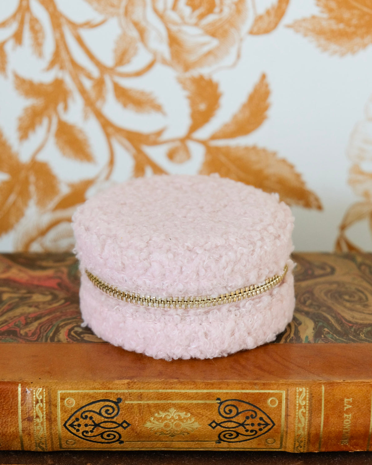 Yvonne teddy fabric travel jewelry box - outlet