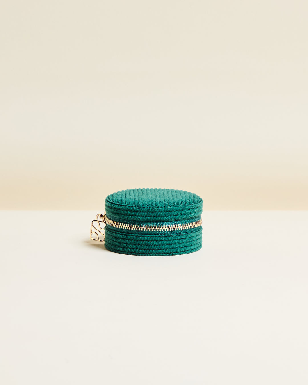 Yvonne corduroy travel jewelry box