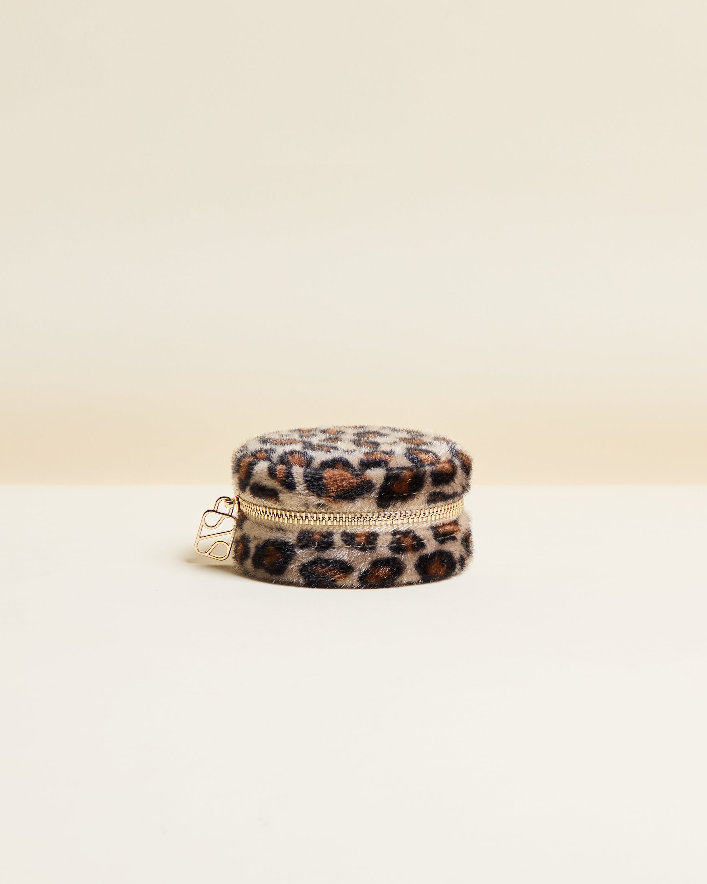 Yvonne Travel Jewelry Box in Leopard Velvet