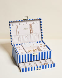 Denise Kiss Kiss Jewelry Box