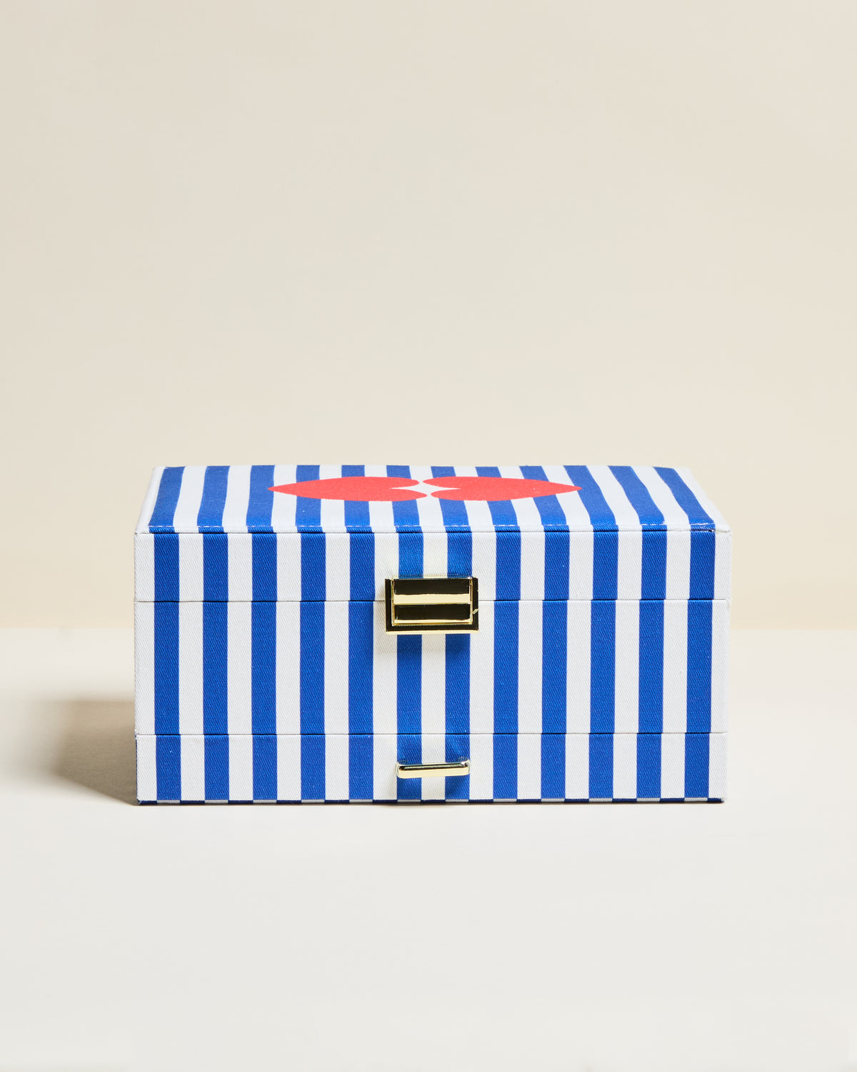Denise Kiss Kiss Jewelry Box