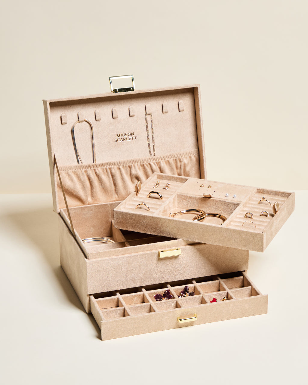 Denise velvet jewelry box