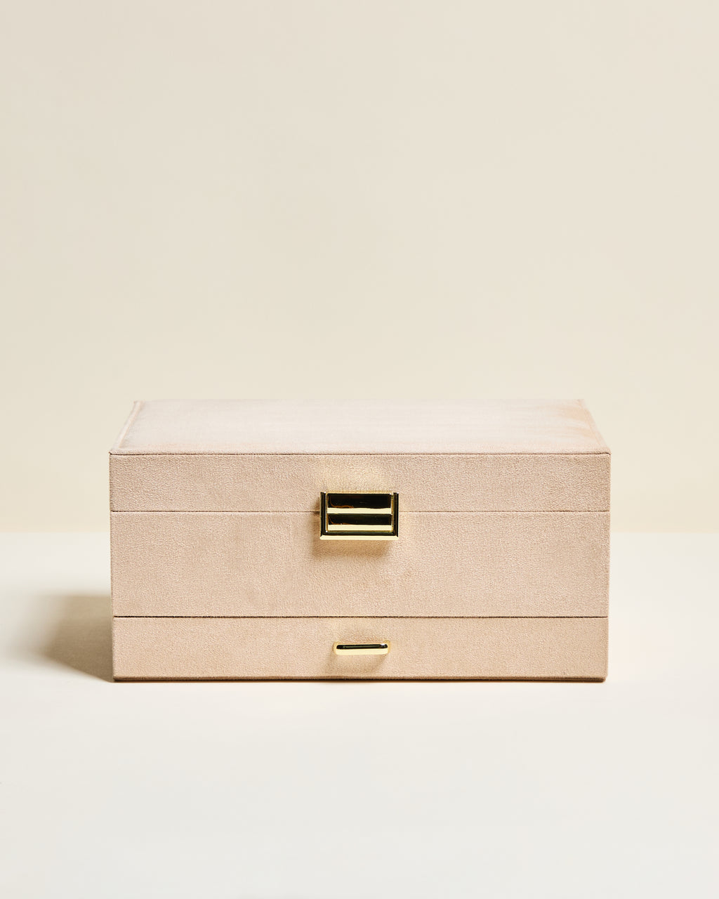 Denise velvet jewelry box