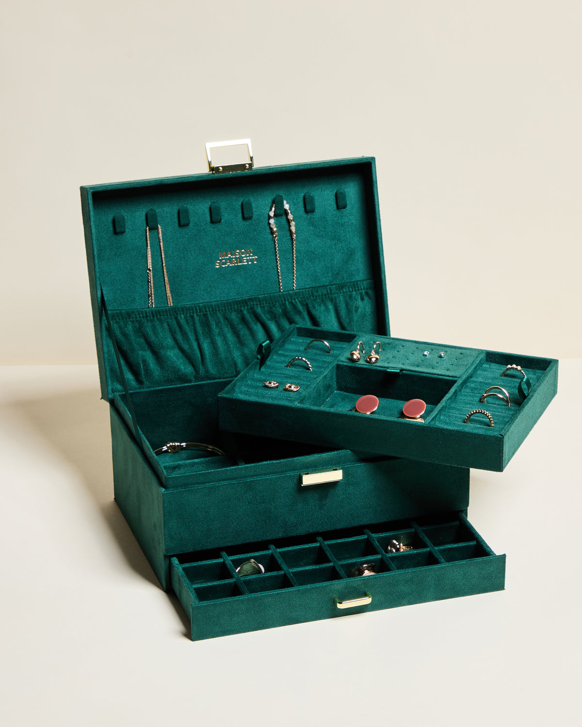 Denise velvet jewelry box