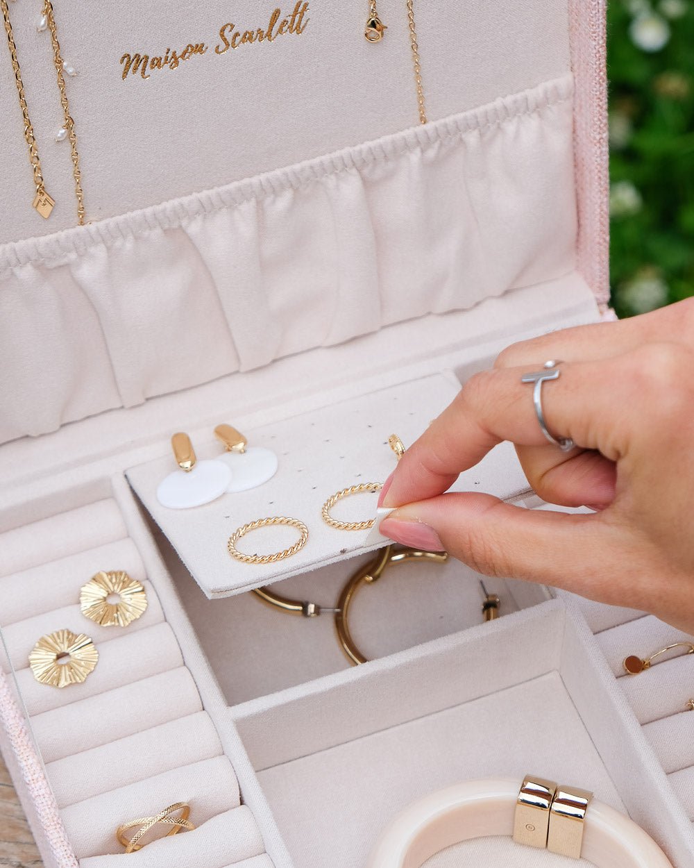 Linen-effect Anne jewelry box - outlet