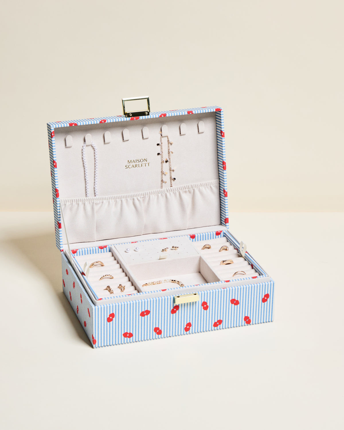 Louise Half-Spoken Jewelry Box