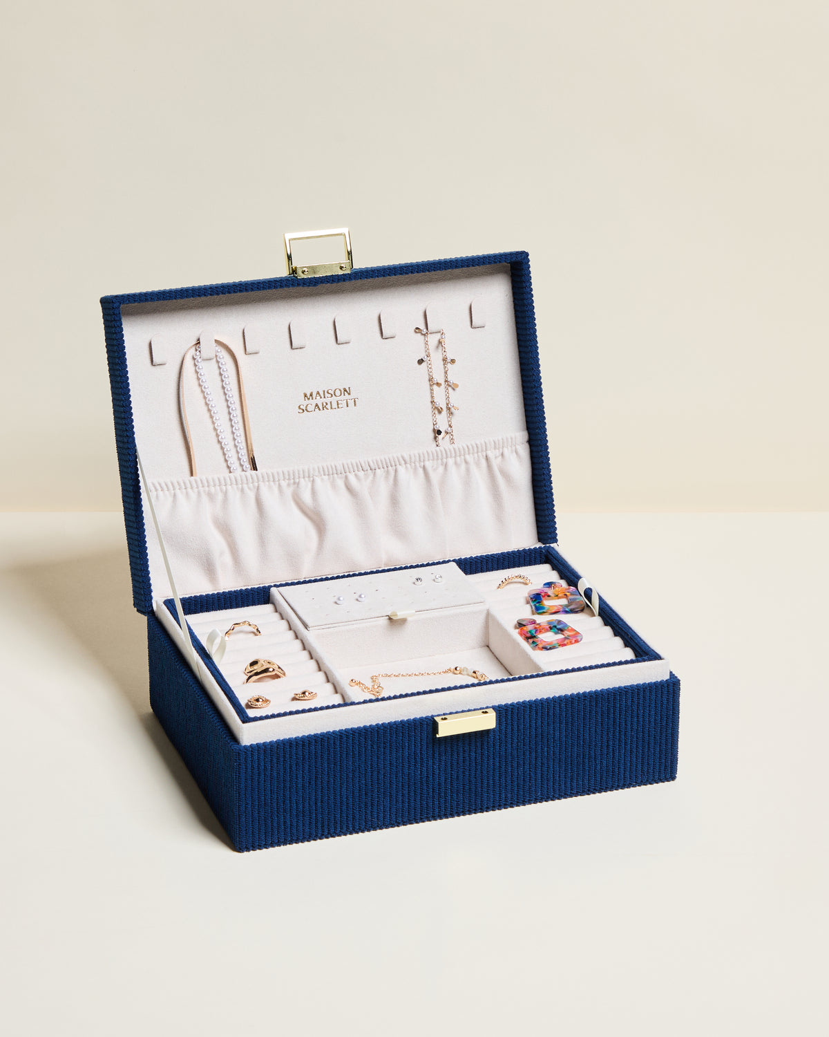 Louise corduroy jewelry box