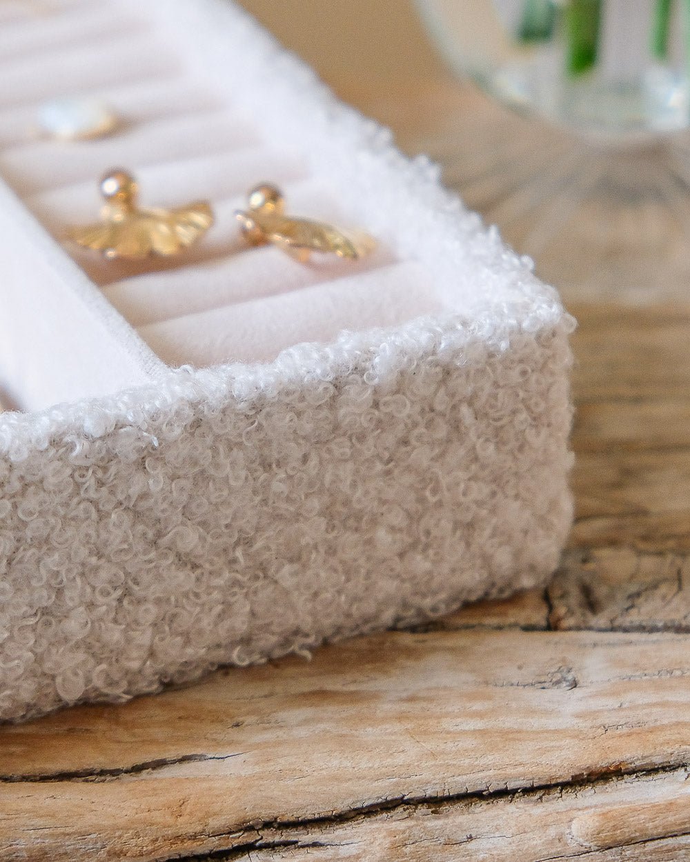 Anne Fuzzy Jewelry Box - Outlet
