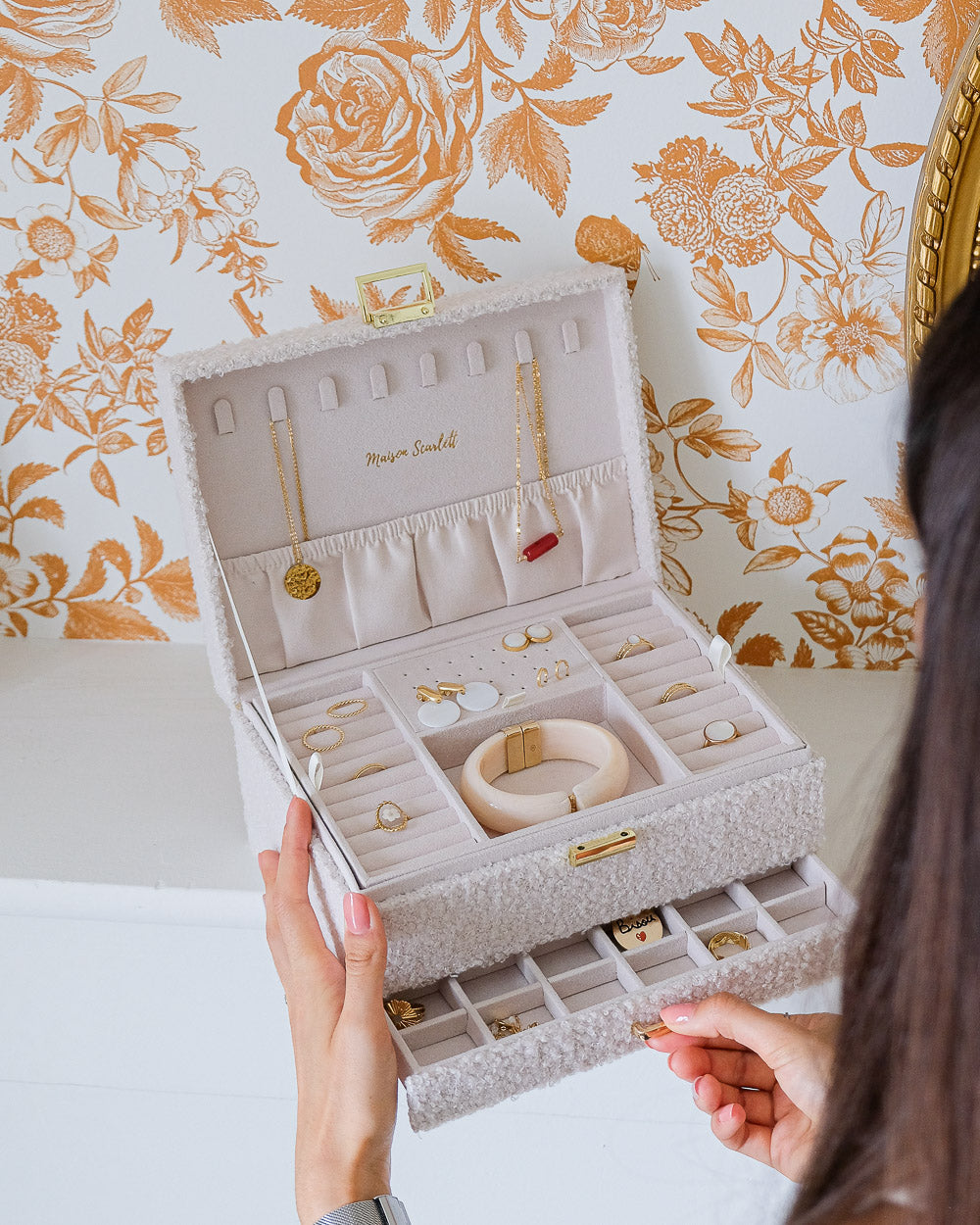 Denise teddy jewelry box-feature-2