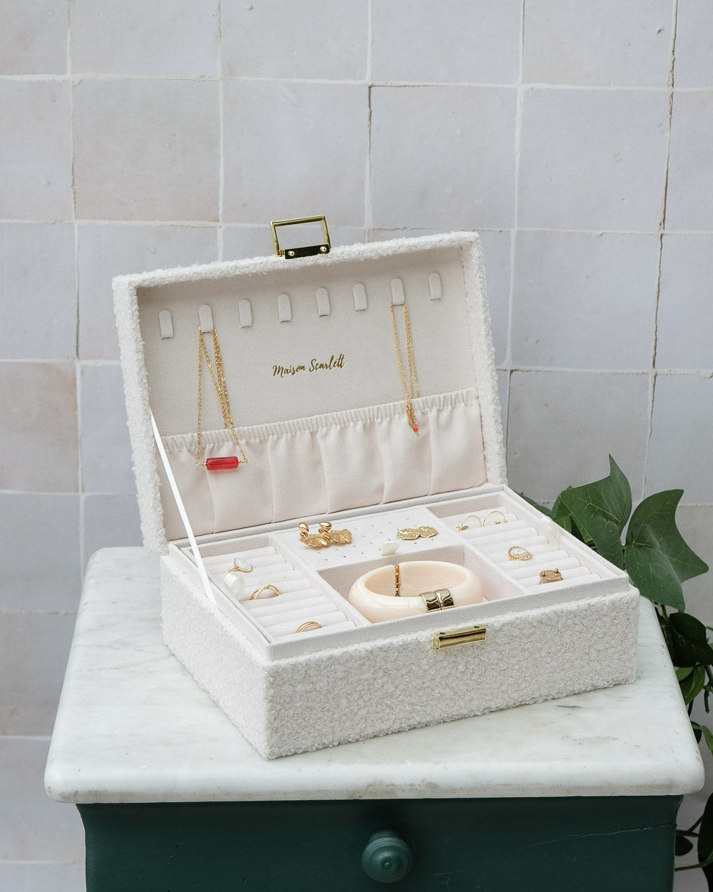 Louise fluffy jewelry box - outlet