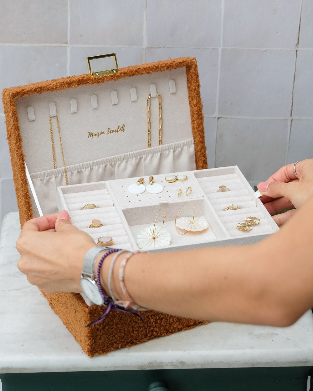 Louise fluffy jewelry box - outlet