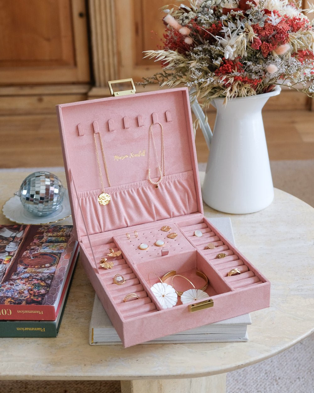 Anne Velvet Jewelry Box - Outlet
