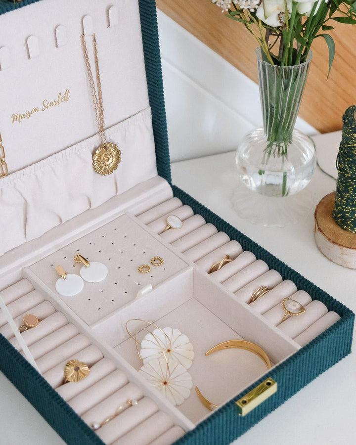 Anne corduroy jewelry box