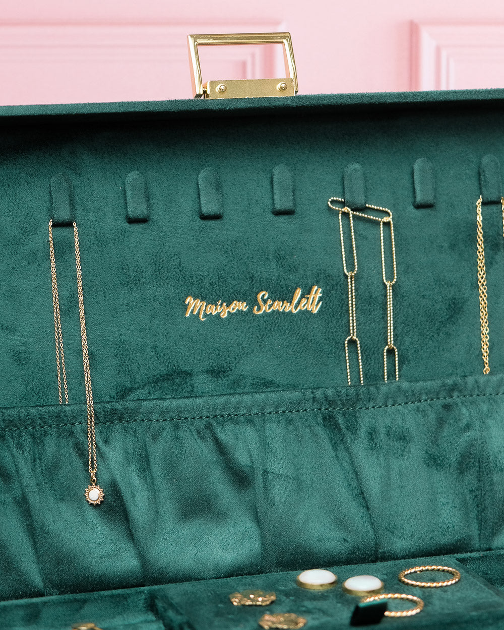 Denise velvet jewelry box-feature-4