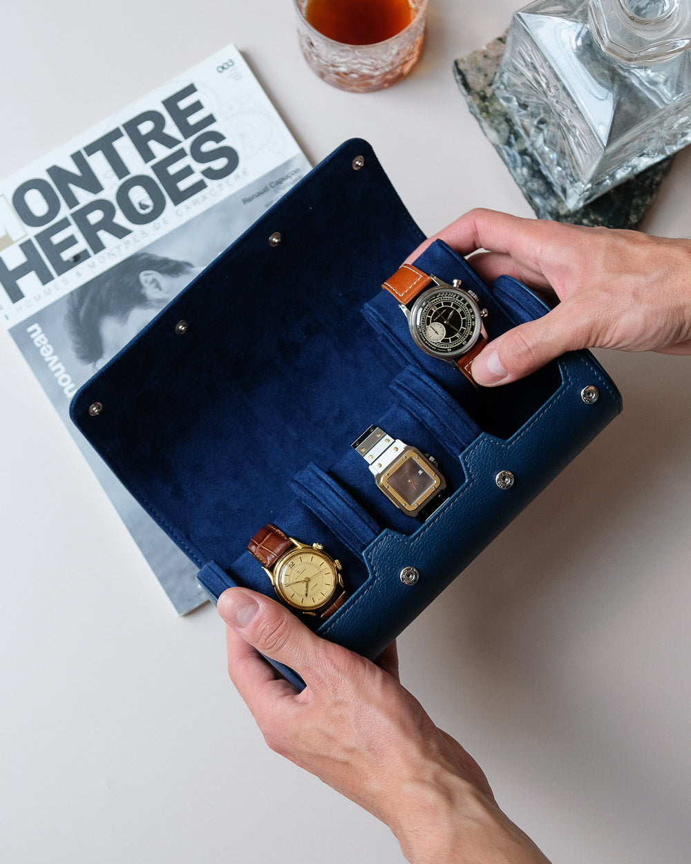 James 3 slots travel watch box-feature-1