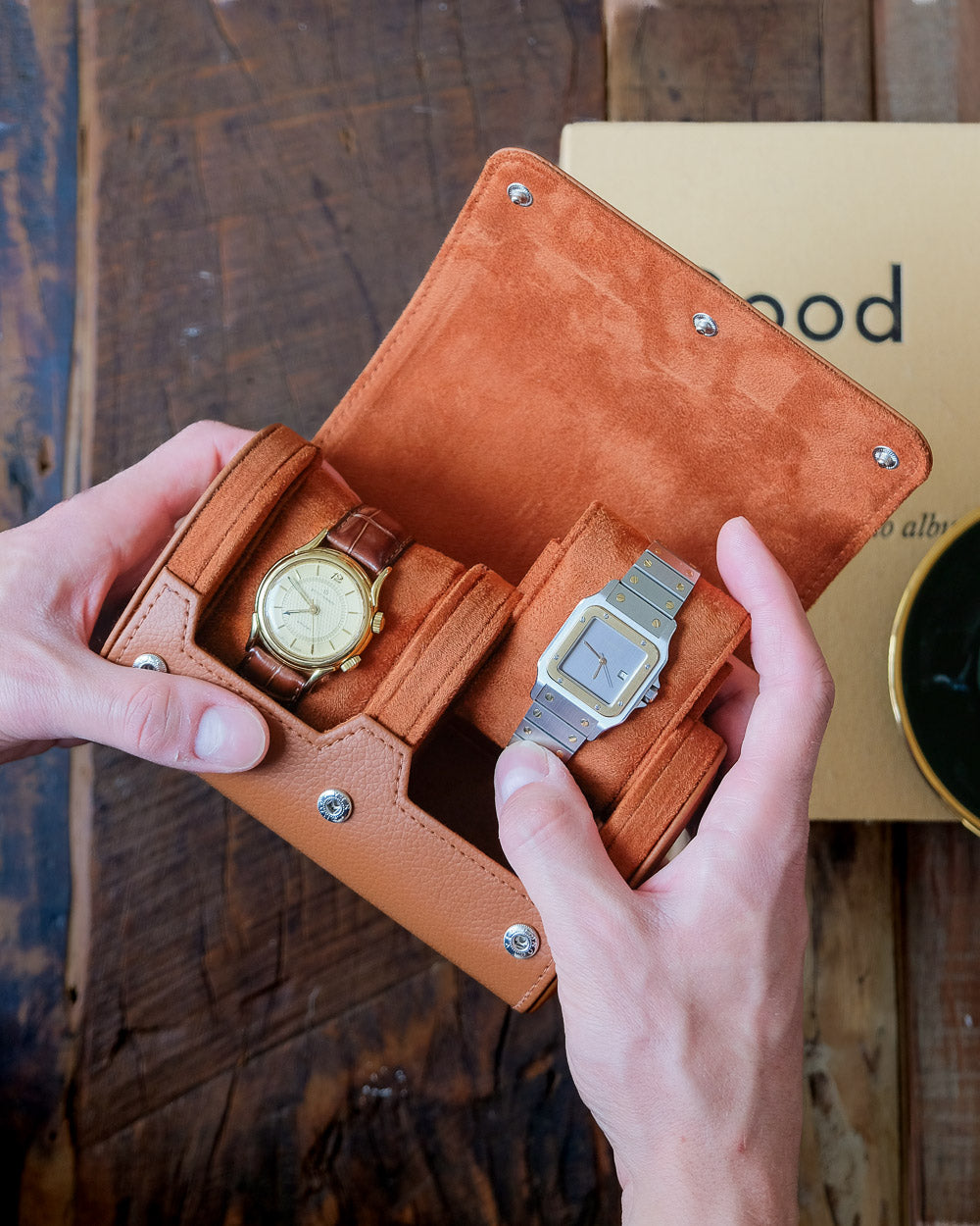 James 2 slots travel watch box-feature-1